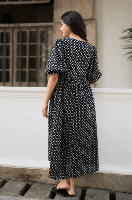 AW2071